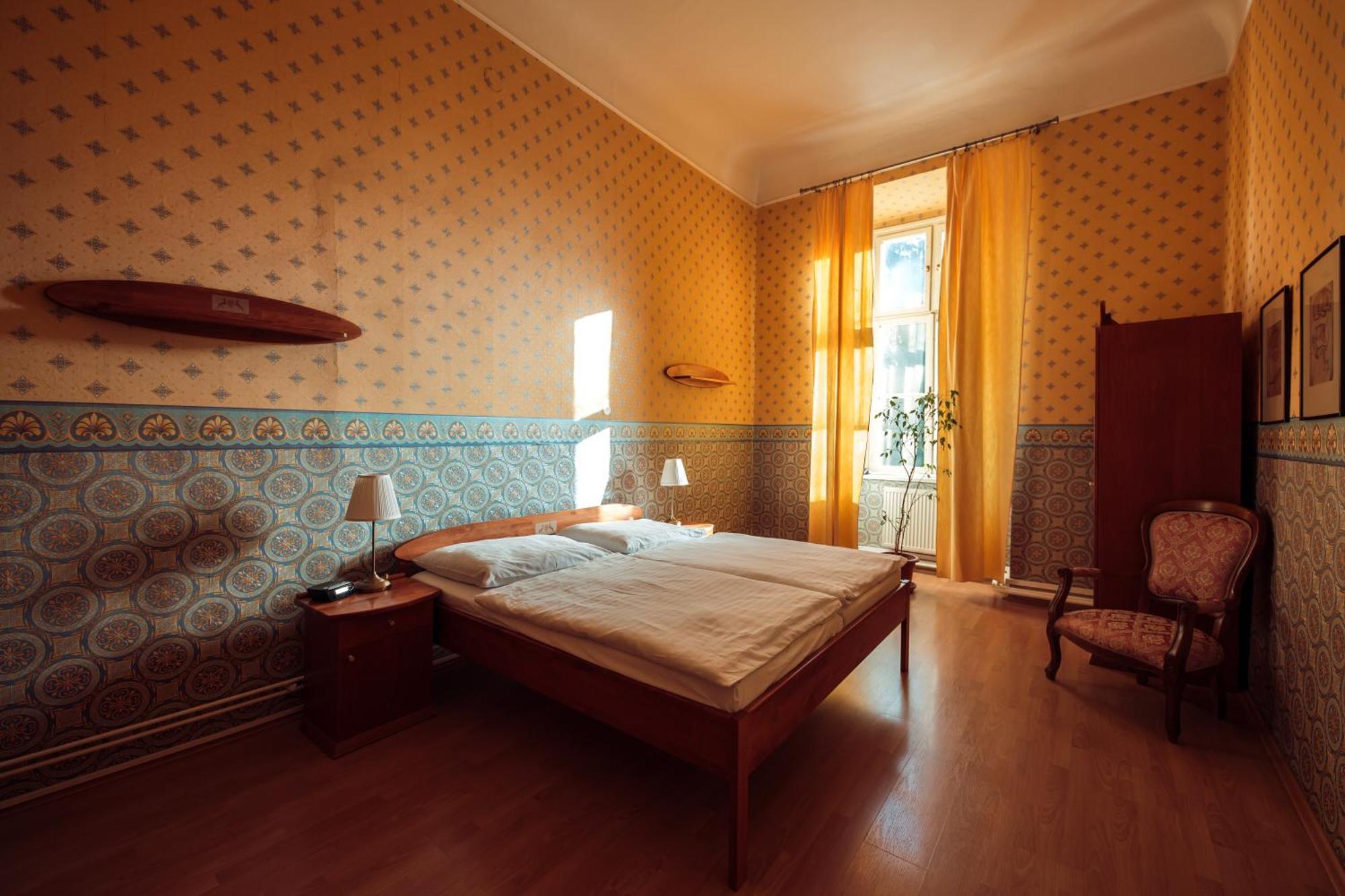Hotel Kastiel Mojmírovce Esterno foto