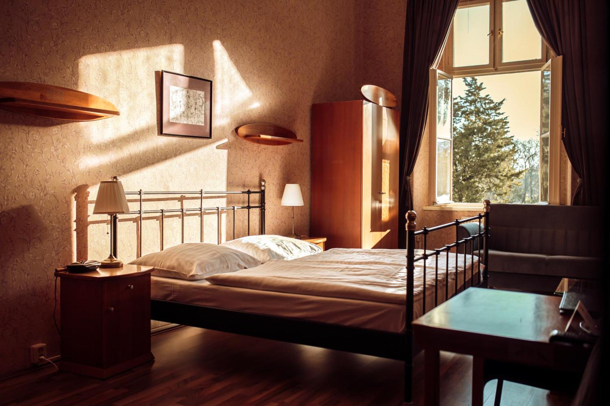Hotel Kastiel Mojmírovce Esterno foto
